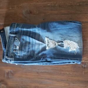 Hollister Capri size 15